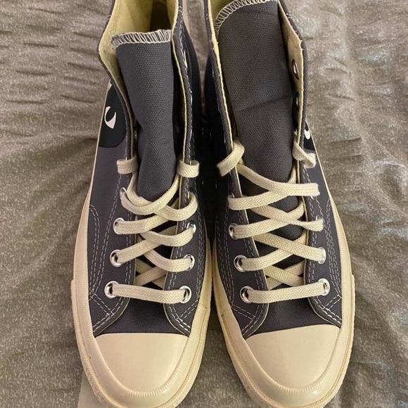 Converse x Comme des Garçons PLAY Chuck 70 - Picture 4 of 6